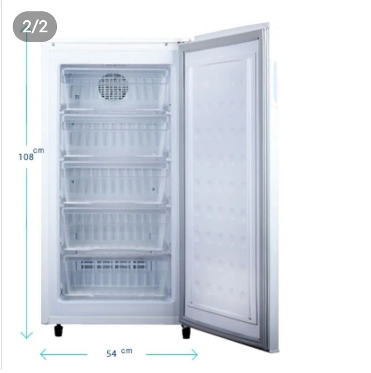 فریزر9 فوت 5 کشو سفید ایستکول مدل TM-959-95